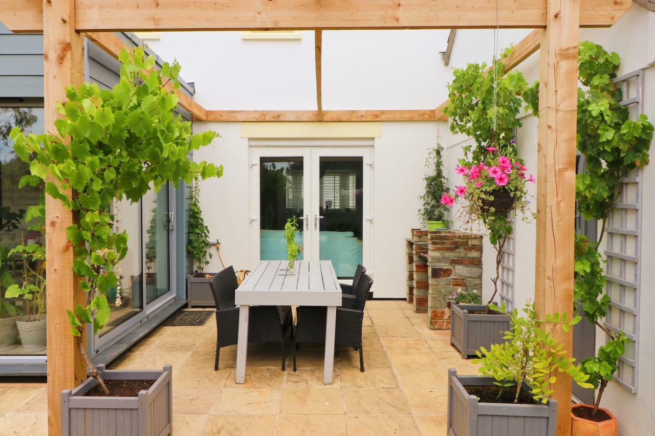 Modern Holiday Home Central St Merryn Екстер'єр фото